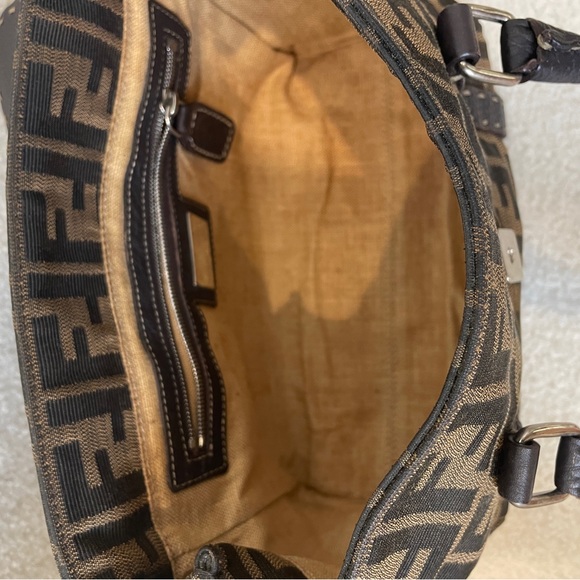 Fendi Selleria handbag in brown monogram canvas and brown grained leather - Picture 10 of 13